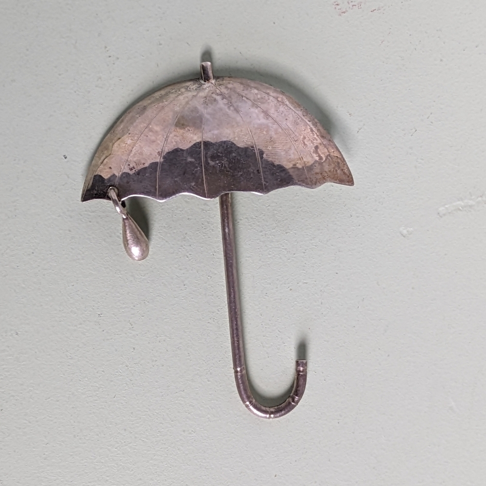 Vintage Sterling Silver Umbrella with Raindrop Brooch Costume Jewelry